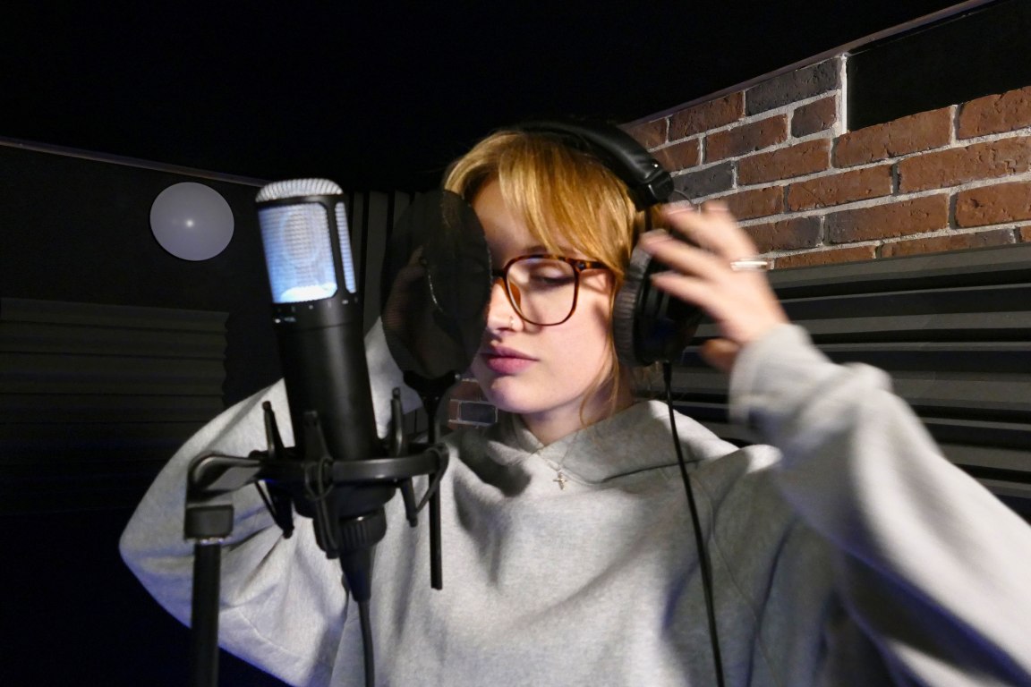 Enregistrement vocal au studio UGOP